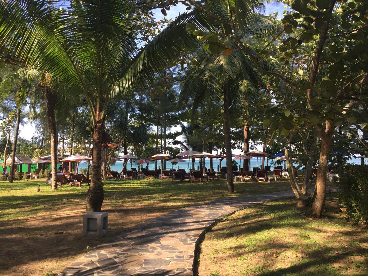 Lah Own Khaolak Resort カオラック エクステリア 写真